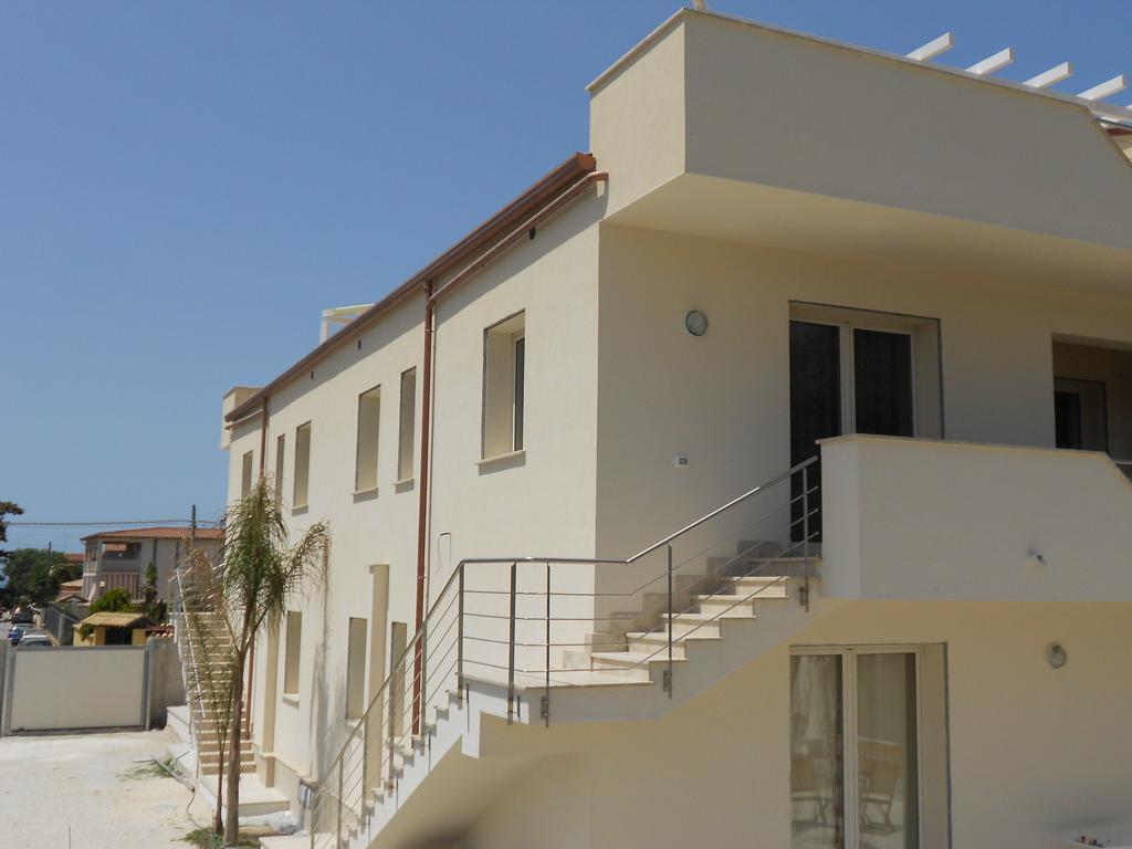 Bosco Sea Apartments Сан Леоне Екстериор снимка