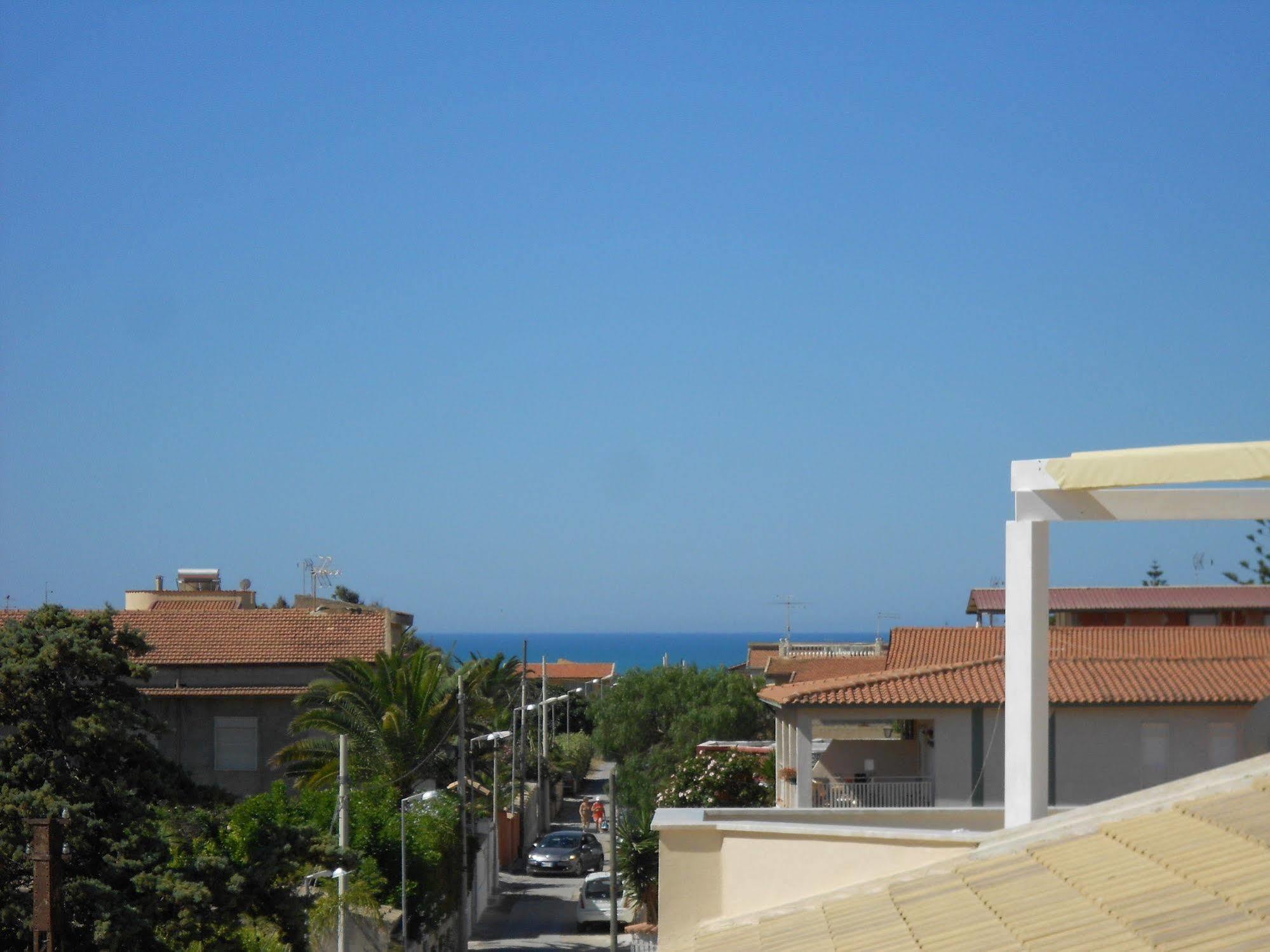 Bosco Sea Apartments Сан Леоне Екстериор снимка